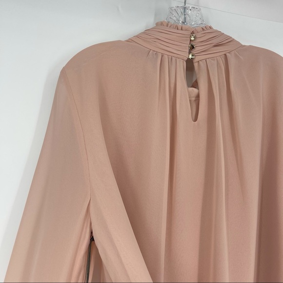 NWT Vince Camuto Pink High Neck Pleated Blouse LG - Picture 16 of 16